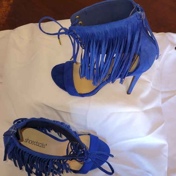 Electric blue suede fringe heels - Picture 2 of 4